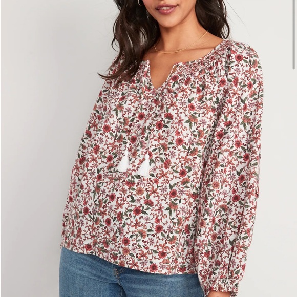 Old Navy Floral Blouse - Picture 2 of 8